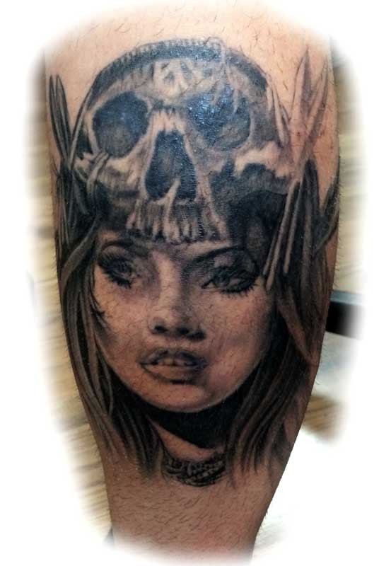 frau-totenköpf-hütt-1 frau-totenköpf-hütt-1